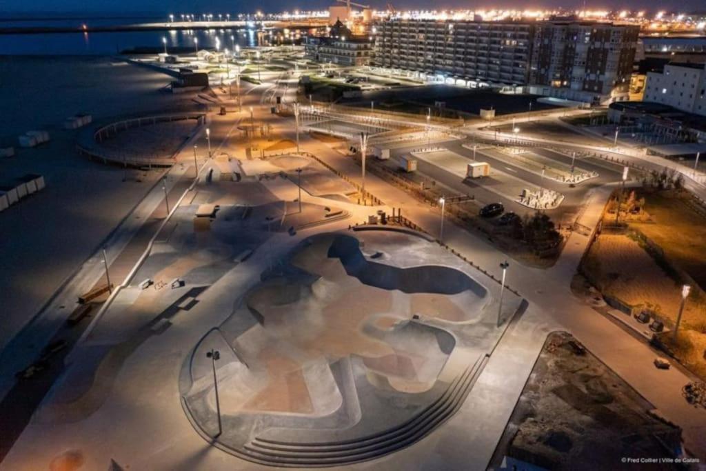 Magnifique Studio Calais Plage Parking Gratuit Экстерьер фото